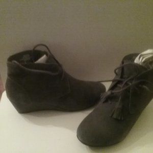 Dr. Scholl's Olive Green Suede Booties